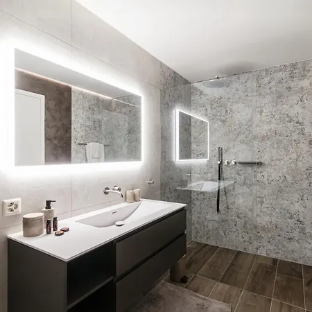 Panoramic By Quokka 360 - Luxury With View *