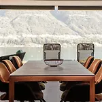 Panoramic By Quokka 360 - Luxury With View Minusio