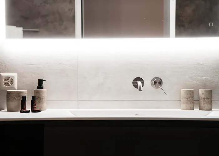 Panoramic By Quokka 360 - Luxury With View Apartment